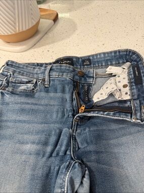 Lucky Brand Women's Medium Blue Skinny Jeans